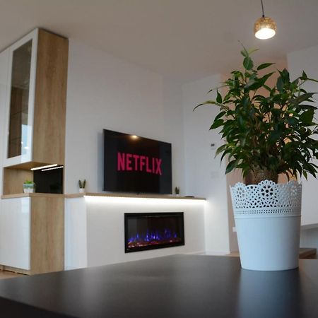 Luxury Panorama Apartament,Coresi ブラショフ エクステリア 写真